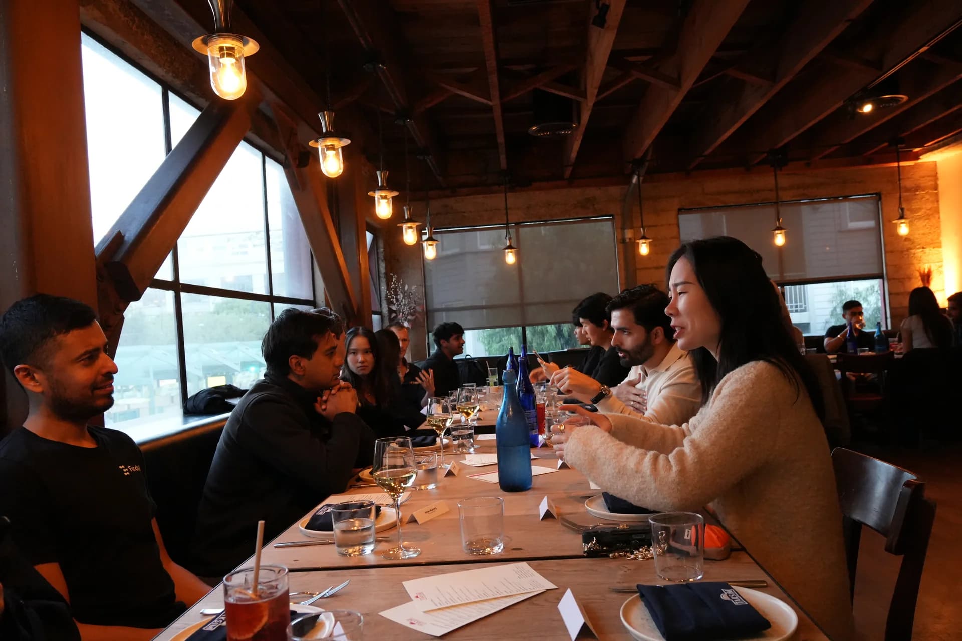 Intimate conversation at VIP Dinner - AI Valley community event